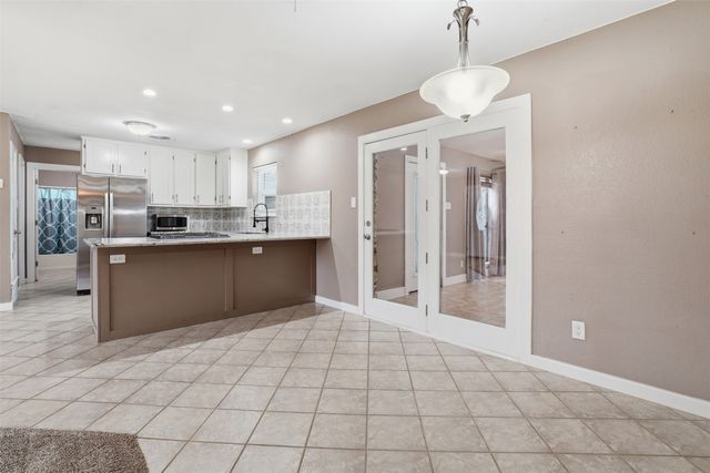 2318 Poco Court, Granbury, TX 76048