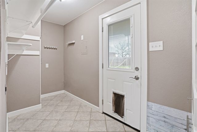 2318 Poco Court, Granbury, TX 76048