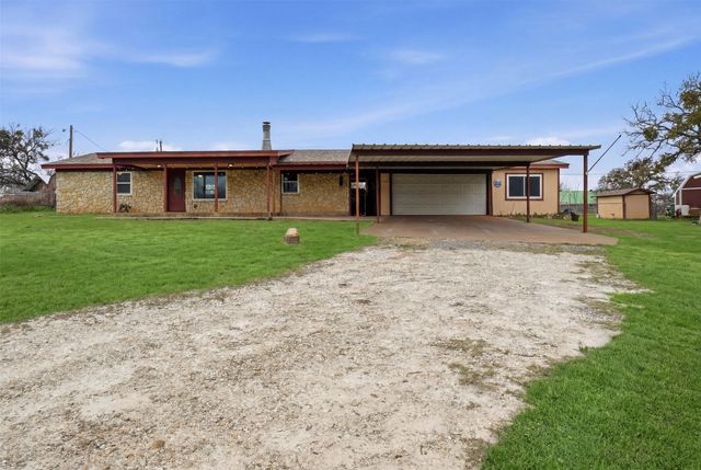 2318 Poco Court, Granbury, TX 76048