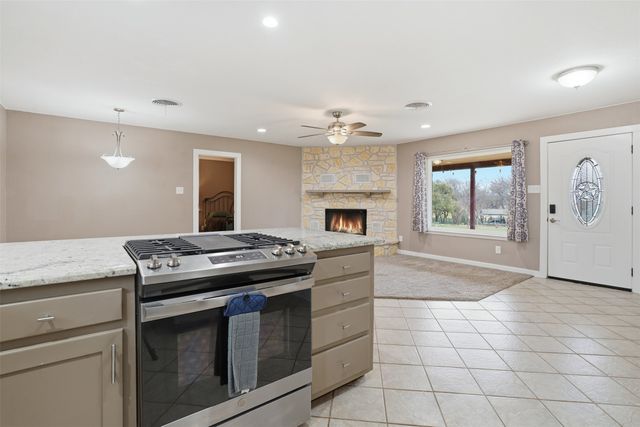 2318 Poco Court, Granbury, TX 76048