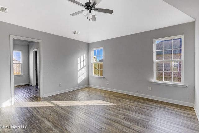 2262 Metcalf Way, Southaven, MS 38672