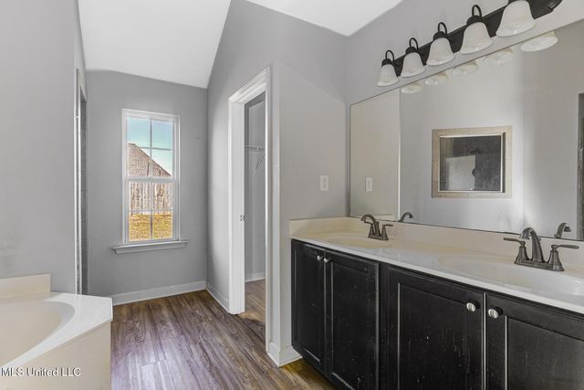 2262 Metcalf Way, Southaven, MS 38672