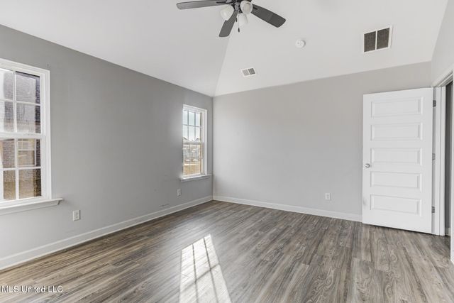 2262 Metcalf Way, Southaven, MS 38672