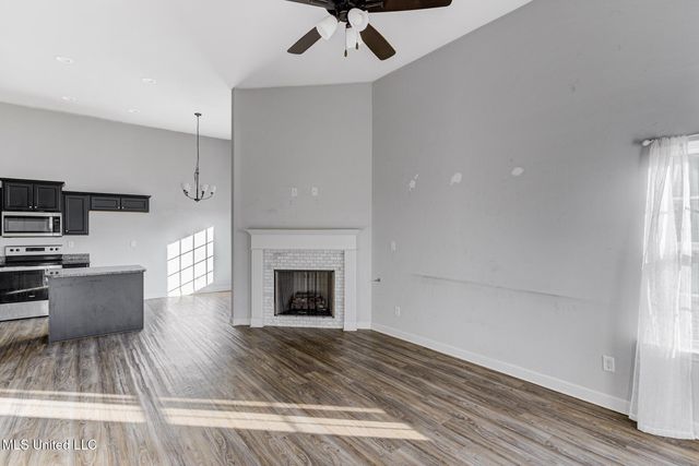 2262 Metcalf Way, Southaven, MS 38672