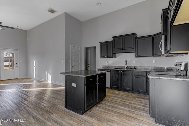 2262 Metcalf Way, Southaven, MS 38672