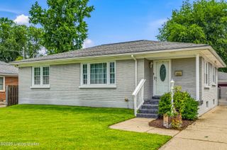 4905 Paramount Dr, Louisville, KY 40258