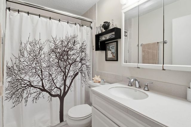 2266 Triway Lane 120, Houston, TX 77043