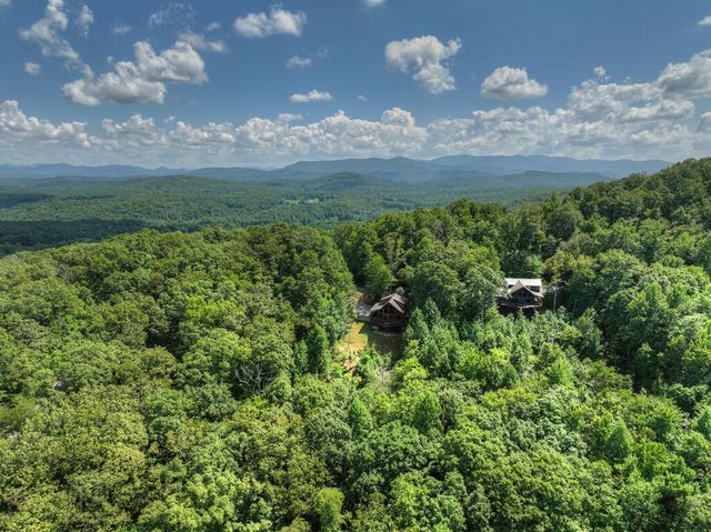 8 North Face Drive, Blue Ridge, GA 30513