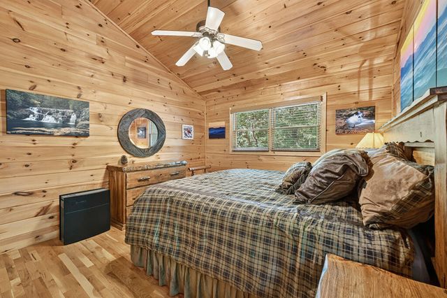 8 North Face Drive, Blue Ridge, GA 30513