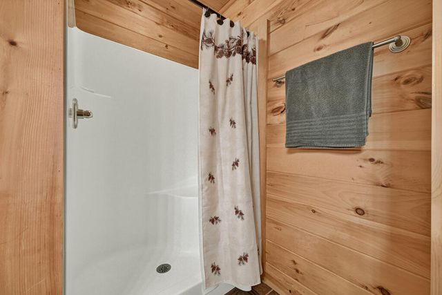8 North Face Drive, Blue Ridge, GA 30513