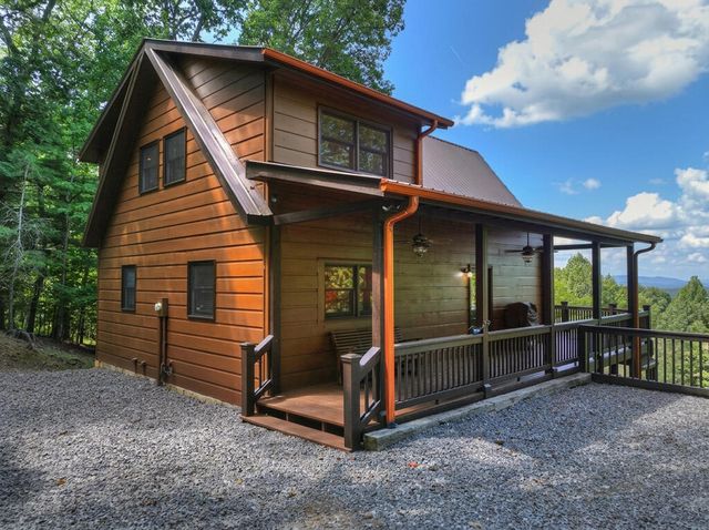 8 North Face Drive, Blue Ridge, GA 30513