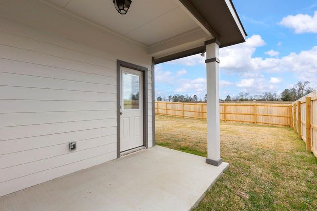 603 Rockbridge Drive, Huntsville, TX 77340