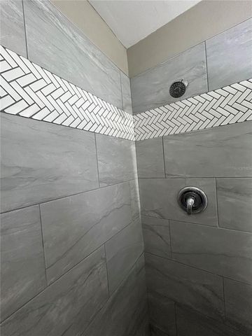 1395 COX AVENUE NW, Palm Bay, FL 32907