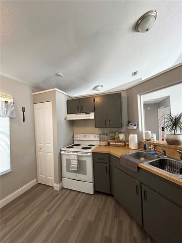 1395 COX AVENUE NW, Palm Bay, FL 32907