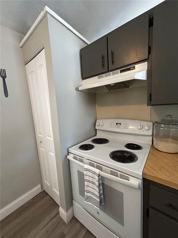 1395 COX AVENUE NW, Palm Bay, FL 32907