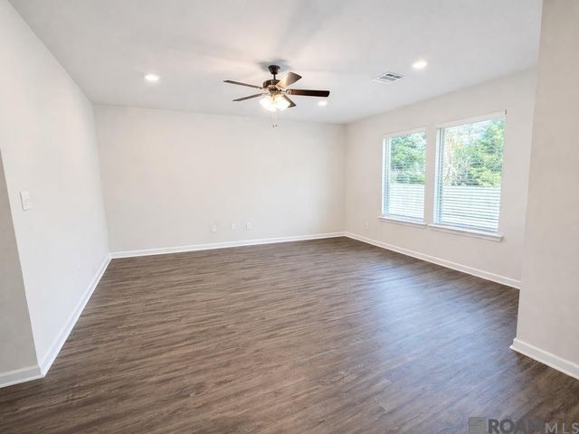 8431 Rosemary Ave, Denham Springs, LA 70726