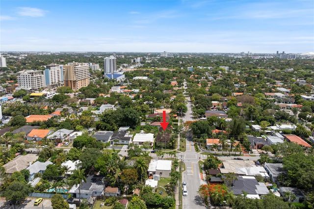 2542 SW 25th Ave, Miami, FL 33133