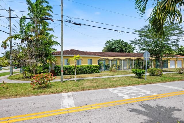 2542 SW 25th Ave, Miami, FL 33133