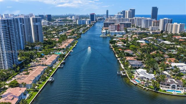 3601 NE 207th St W20, Aventura, FL 33180