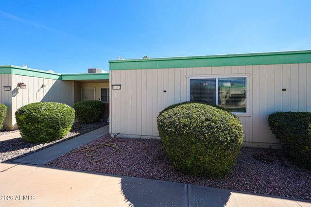 11062 W COGGINS Drive, Sun City, AZ 85351