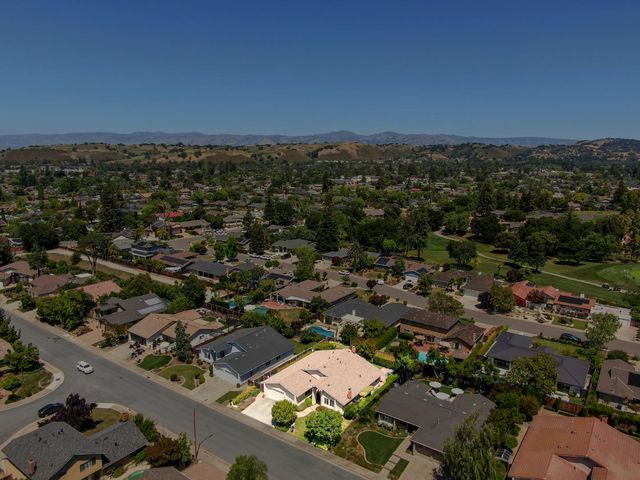 6532 Timberview Drive, San Jose, CA 95120