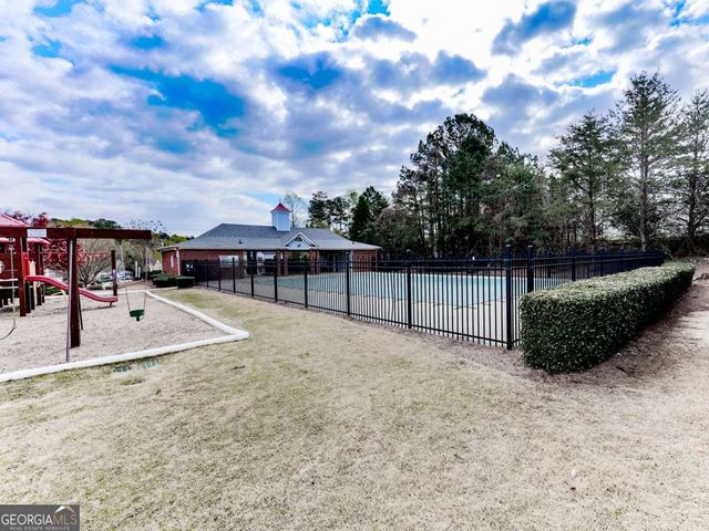 4429 Grove Drive NW, Acworth, GA 30101