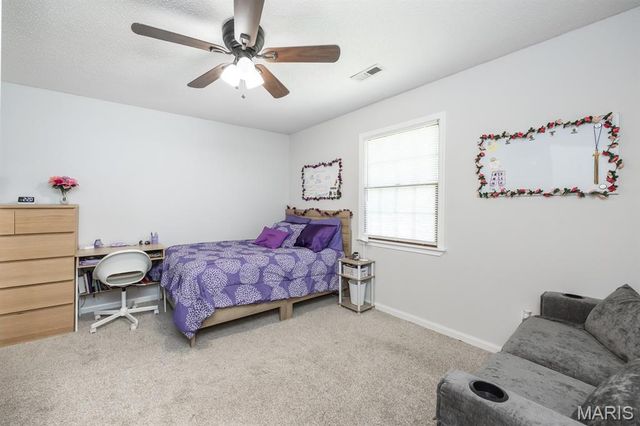 1102 Timber Run, O'fallon, IL 62269
