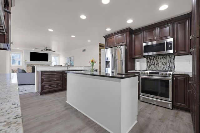 4300 Chekanoff DRIVE, Mount Pleasant, WI 53403