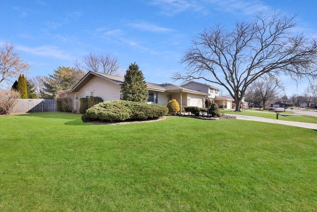 4300 Chekanoff DRIVE, Mount Pleasant, WI 53403