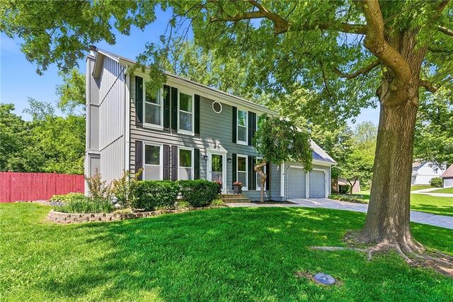 12026 S Hagan Street, Olathe, KS 66062