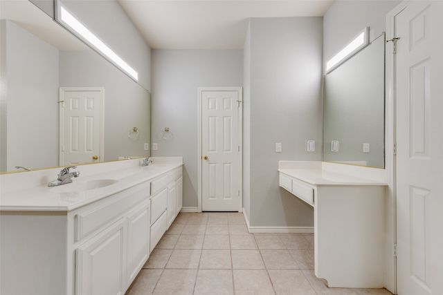 739 Harbour Town Drive, Lake Dallas, TX 75065