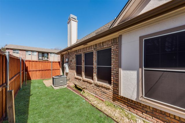 739 Harbour Town Drive, Lake Dallas, TX 75065