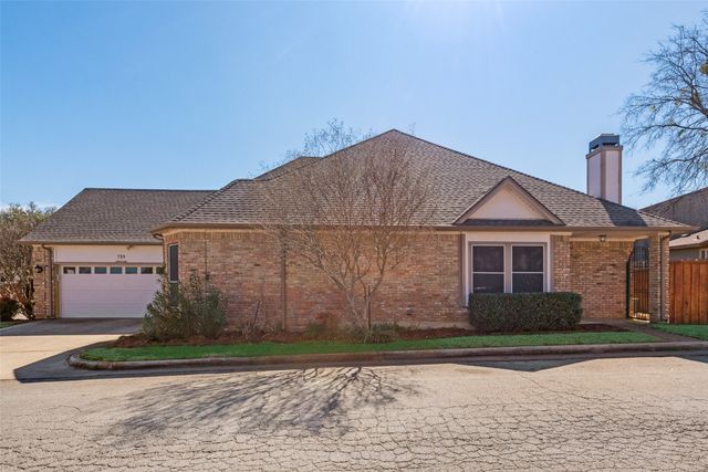 739 Harbour Town Drive, Lake Dallas, TX 75065