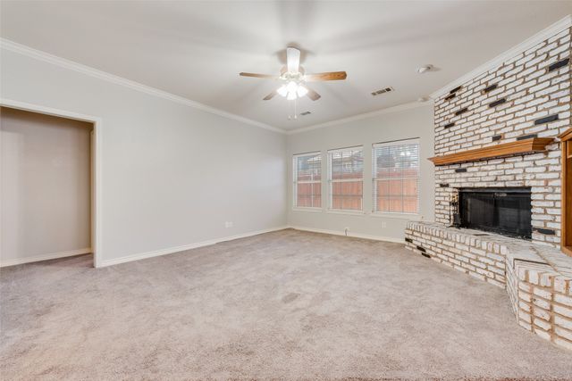 739 Harbour Town Drive, Lake Dallas, TX 75065