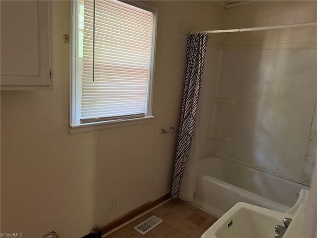 546 Sink Lake Road, High Point, NC 27265