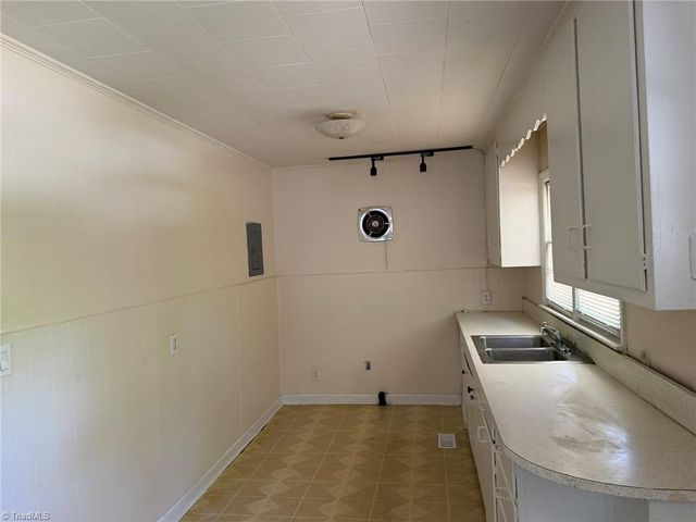 546 Sink Lake Road, High Point, NC 27265