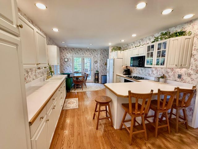 2205 Nondorf Street, Dyer, IN 46311