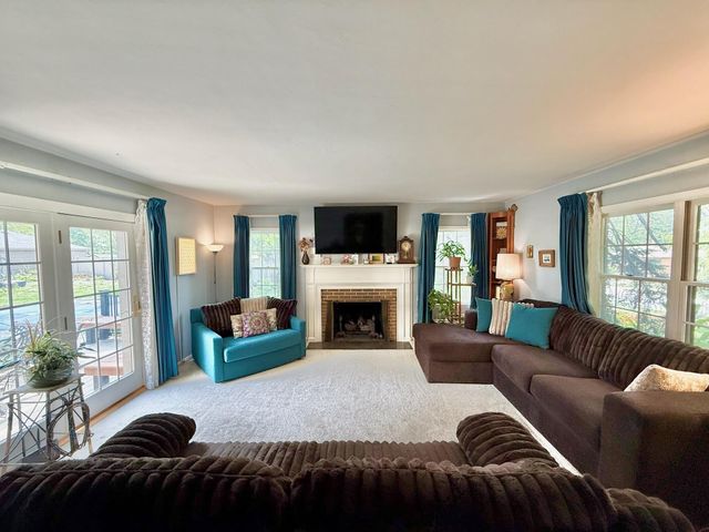 2205 Nondorf Street, Dyer, IN 46311