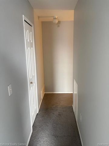 22129 Atlantic Pointe, Farmington Hills, MI 48336