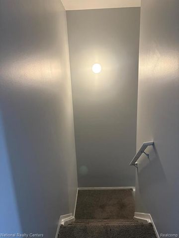 22129 Atlantic Pointe, Farmington Hills, MI 48336