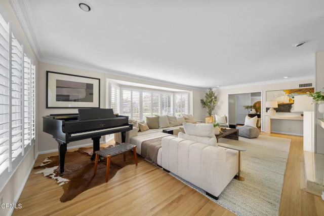 2295 Roanoke Road, San Marino, CA 91108