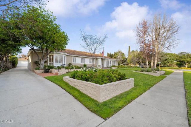 2295 Roanoke Road, San Marino, CA 91108