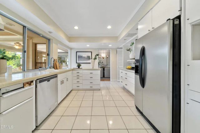 2295 Roanoke Road, San Marino, CA 91108