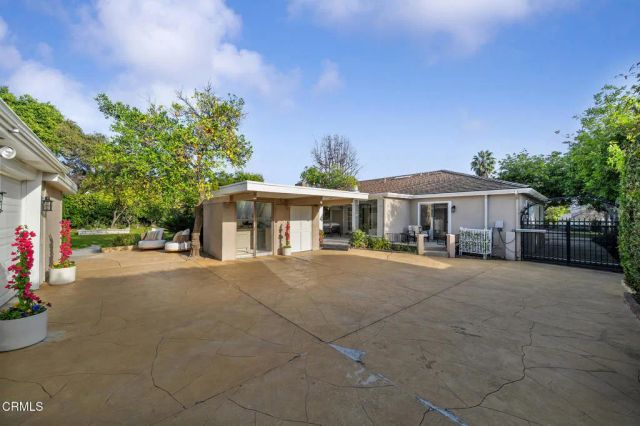 2295 Roanoke Road, San Marino, CA 91108