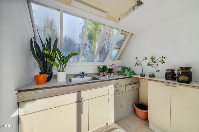 2295 Roanoke Road, San Marino, CA 91108