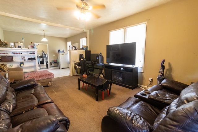 1700 21st Street, Phenix City, AL 36867