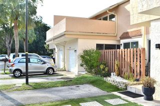 8237 NW 8th Court 4, Plantation, FL 33324