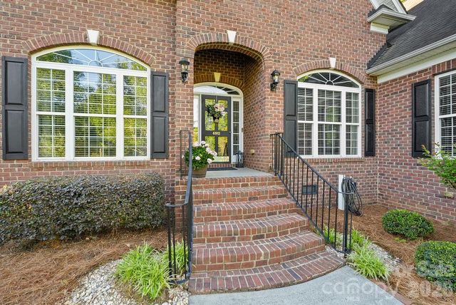 6912 Ellington Farm Lane, Mint Hill, NC 28227