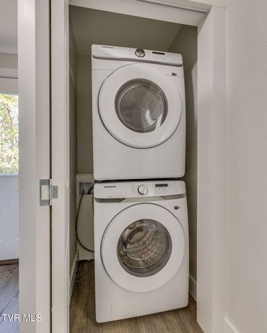 116 Blevins Lane, Johnson City, TN 37604