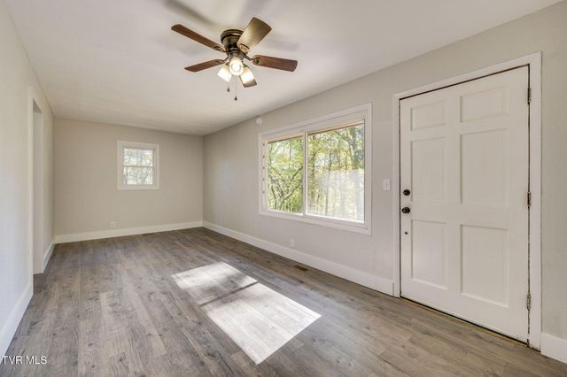 116 Blevins Lane, Johnson City, TN 37604